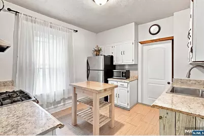 35 Grove Terrace, Irvington, NJ 07111 - Photo 9