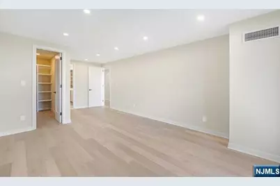 1077 River Road 602 #602, Edgewater, NJ 07020 - Photo 11