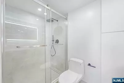 1077 River Road 602 #602, Edgewater, NJ 07020 - Photo 13