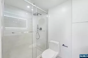 1077 River Road 602, Edgewater, NJ 07020 - Photo 13