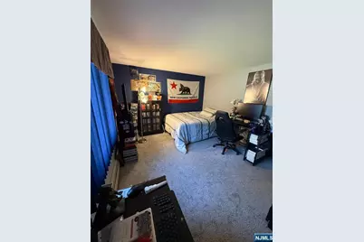 180 S Leswing Avenue, Saddle Brook Township, NJ 07663 - Photo 15