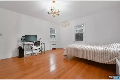 497 Oakdene Avenue, Ridgefield, NJ 07657 - Photo 21