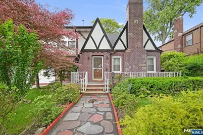 497 Oakdene Avenue, Ridgefield, NJ 07657 - Photo 1