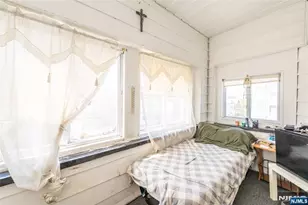 985-987 E 23rd St, Paterson, NJ 07513 - Photo 15