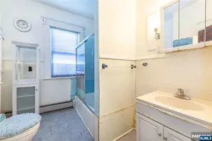 985-987 E 23rd St, Paterson, NJ 07513 - Photo 21