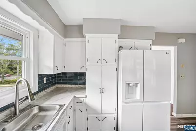 122 Dean Drive 2 #2, Tenafly, NJ 07670 - Photo 7