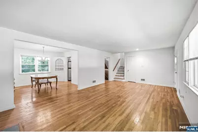 472 Cedar Hill Avenue, Wyckoff Township, NJ 07481 - Photo 15