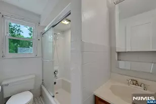 11 Pine St, Hackensack, NJ 07601 - Photo 19