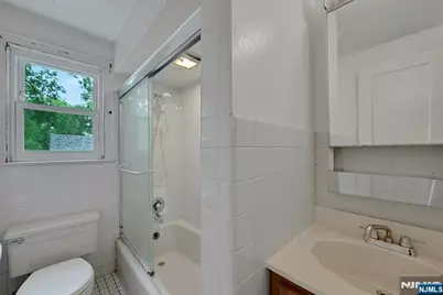 11 Pine Street, Hackensack, NJ 07601 - Photo 19