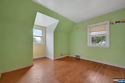 11 Pine Street, Hackensack, NJ 07601 - Photo 17