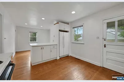 11 Pine Street, Hackensack, NJ 07601 - Photo 11