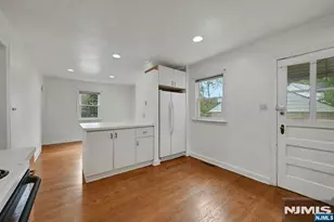 11 Pine St, Hackensack, NJ 07601 - Photo 11