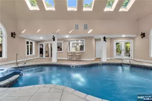 17 Deerhill Dr, Ho Ho Kus, NJ 07423 - Photo 17