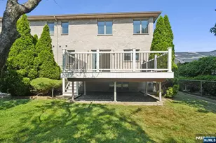 2452 Camner Street A, Fort Lee, NJ 07024 - Photo 29