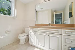 2452 Camner Street A, Fort Lee, NJ 07024 - Photo 21