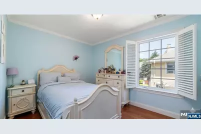 254 Elm Avenue, Teaneck Township, NJ 07666 - Photo 15