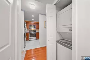 303 Ellery Ct 303, Edgewater, NJ 07020 - Photo 15