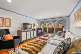 303 Ellery Ct 303, Edgewater, NJ 07020 - Photo 7
