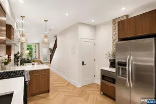 522 Martin Luther King Dr, Jersey City, NJ 07304 - Photo 7