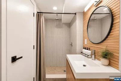 522 Martin Luther King Drive, Jersey City, NJ 07304 - Photo 23