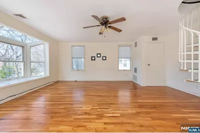 94 Park Street 2R #2R, Montclair, NJ 07042 - Photo 9