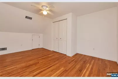 94 Park Street 2R #2R, Montclair, NJ 07042 - Photo 15