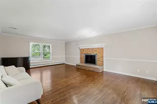 215 Oak Ave, Wyckoff Township, NJ 07481 - Photo 19