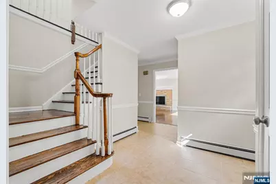 215 Oak Avenue, Wyckoff Township, NJ 07481 - Photo 5