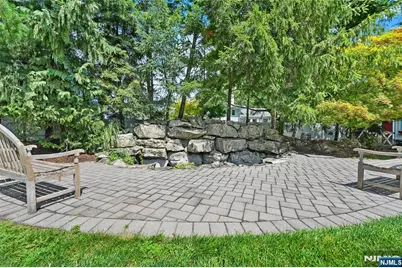 235 Kinderkamack Road, Emerson, NJ 07630 - Photo 31