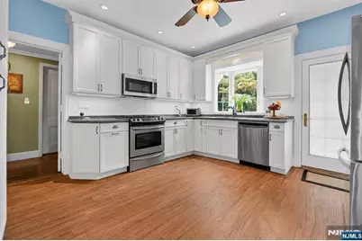 235 Kinderkamack Road, Emerson, NJ 07630 - Photo 29
