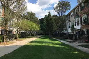 831 Juniper Way 831, Mahwah, NJ 07430 - Photo 13
