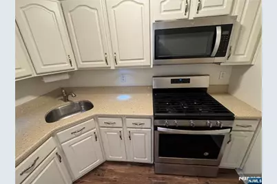 831 Juniper Way 831 #831, Mahwah, NJ 07430 - Photo 17