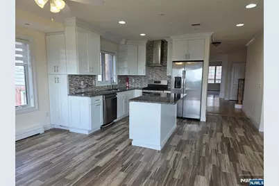 527 Roff Avenue B #B, Palisades Park, NJ 07650 - Photo 9