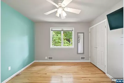 1 Sunrise Drive, Montvale, NJ 07645 - Photo 21