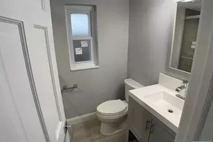 1050 Harvard Pl, Fort Lee, NJ 07024 - Photo 11