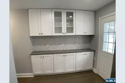 1050 Harvard Place, Fort Lee, NJ 07024 - Photo 5