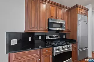 7400 River Road 438, North Bergen, NJ 07047 - Photo 9