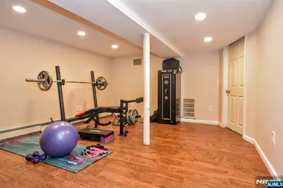 520 W Saddle River Road, Upper Saddle River, NJ 07458 - Photo 33