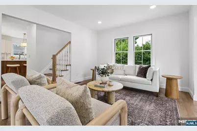 332 Meadowbrook Avenue, Ridgewood, NJ 07450 - Photo 9