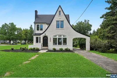 332 Meadowbrook Avenue, Ridgewood, NJ 07450 - Photo 1