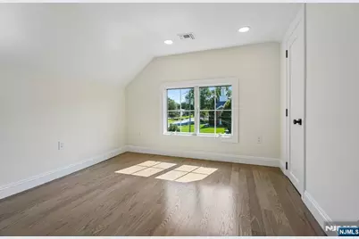 332 Meadowbrook Avenue, Ridgewood, NJ 07450 - Photo 39