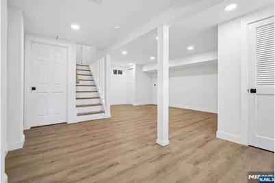 332 Meadowbrook Avenue, Ridgewood, NJ 07450 - Photo 45