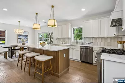 332 Meadowbrook Avenue, Ridgewood, NJ 07450 - Photo 17