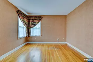 416 Hidden Valley Ct, Wyckoff Township, NJ 07481 - Photo 15