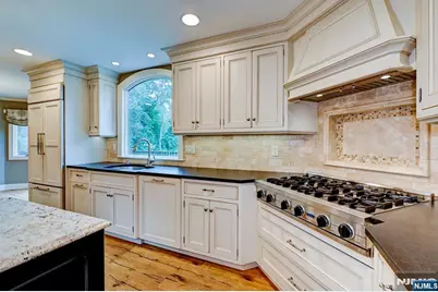 416 Hidden Valley Court, Wyckoff Township, NJ 07481 - Photo 19