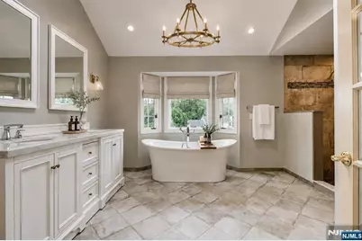 416 Hidden Valley Court, Wyckoff Township, NJ 07481 - Photo 29