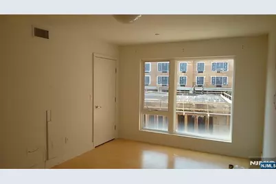 310 Cliff Lane 2A #2A, Cliffside Park, NJ 07010 - Photo 29