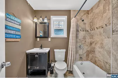 446 Clifton Avenue, Newark, NJ 07104 - Photo 15