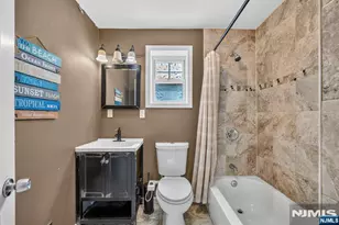 446 Clifton Ave, Newark, NJ 07104 - Photo 15