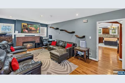 446 Clifton Avenue, Newark, NJ 07104 - Photo 3